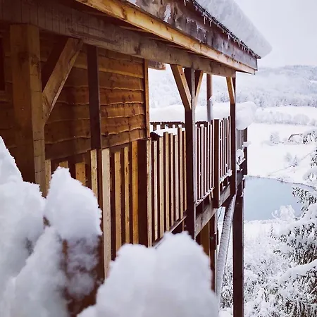 La-haut Perchees La Thuile