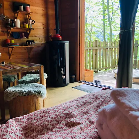 Là-haut Perchées Hotel *